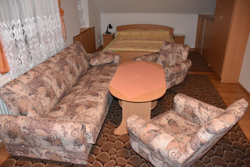 Ferienhaus Konsko Sigla